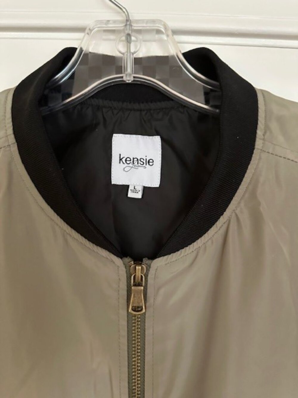 Kensie Classic Bomber Jacket in Army Green with Black Trim - size large - Picture 6 of 8